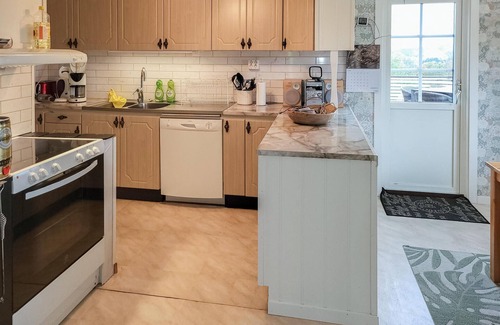 Ed Casa | Hermosa casa en Ed con cocina.