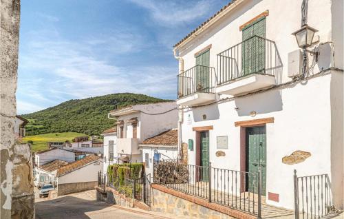 El Colmenar Casa | Beautiful Home In El Colmenar With Wifi