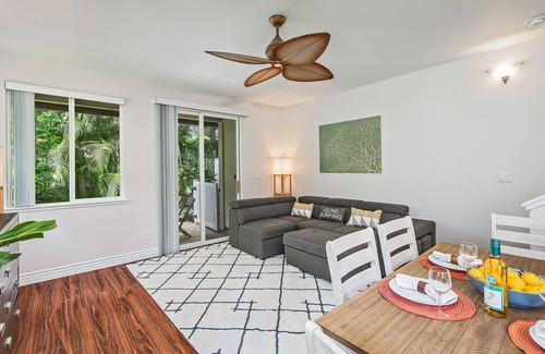Makakilo City Casa | Beautiful Home in Exclusive Golf Community w/Pool *Professionally Sanitized*