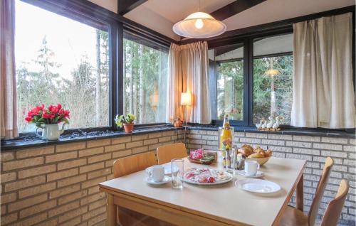 Ferienhausgebiet Hillenseifen Casa | Beautiful home in Gerolstein with 2 Bedrooms and WiFi