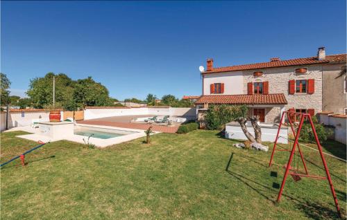 Hrboki Casa | Beautiful Home In Hrboki With Wifi