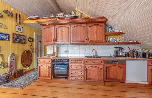 Hundeidvik Casa | Hermosa casa en Hundeidvik