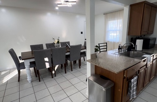 Kenner - Louis Armstrong International Airport Casa | Hermosa casa en Kenner, LA, a 6 min del aeropu MSY