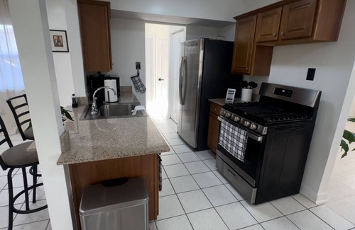 Kenner - Louis Armstrong International Airport Casa | Hermosa casa en Kenner, LA, a 6 min del aeropu MSY