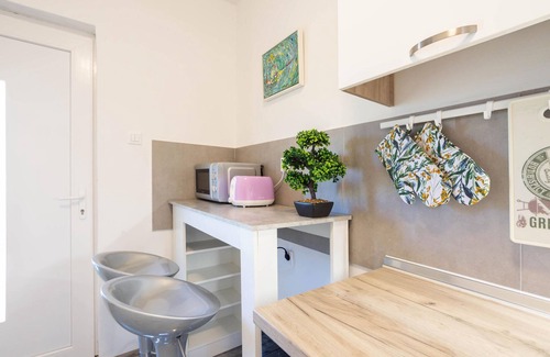 Omis Casa | Hermosa casa en Kostanje con WiFi