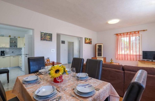 Kapelica Casa | Hermosa casa en Labin con WiFi