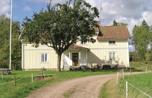 Marieholmsbruk Casa | Beautiful home in Marieholms bruk with 4 Bedrooms and WiFi