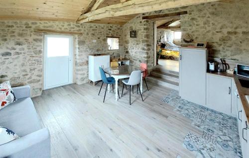 Mauleon Casa | Beautiful Home In Mauléon With Wi-Fi