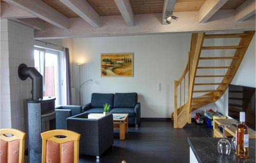 Nordhorn Casa | Beautiful Home In Nordhorn With Kitchen