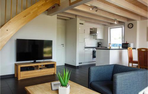 Nordhorn Casa | Beautiful Home In Nordhorn With Kitchen