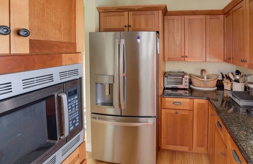Thornton Casa | Beautiful home in Owl’s Nest close to ski resorts
