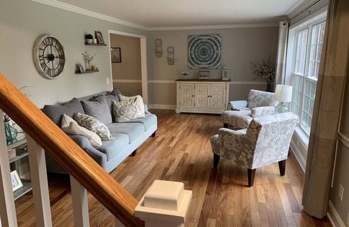 Rochester Casa | Beautiful home in Penfield, NY