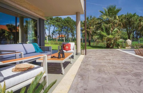 Montalvo Casa | Beautiful Home In Pontevedra With 4 Bedrooms, Private Swimming Pool And Swimming Pool