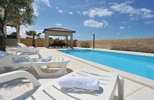 Pridraga Casa | Casa acogedora en Pridraga con cocina