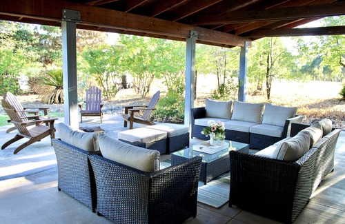 Junction Casa | Beautiful home in Redding!