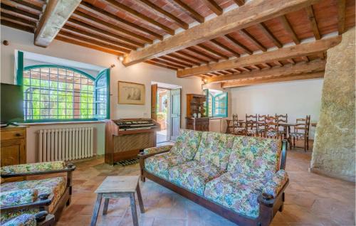 Sarteano Casa | Beautiful Home In Sarteano With Wifi