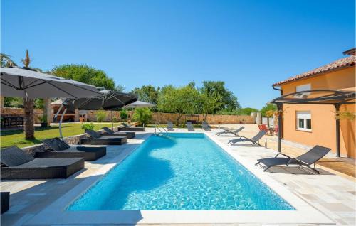 Vodnjan Casa | Beautiful Home In Savicenta With Sauna