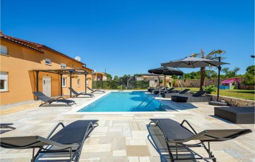 Vodnjan Casa | Beautiful Home In Savicenta With Sauna