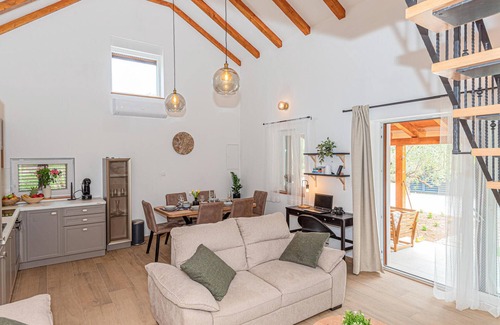 Sibenik Casa | Hermosa casa en Sibenik con cocina.