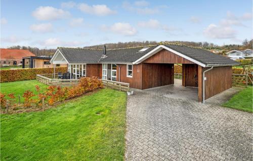 Grønninghoved Strand Casa | Beautiful Home In Sjølund With Wifi