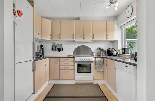 Store Kongsmark Casa | Hermosa casa en Slagelse con cocina.