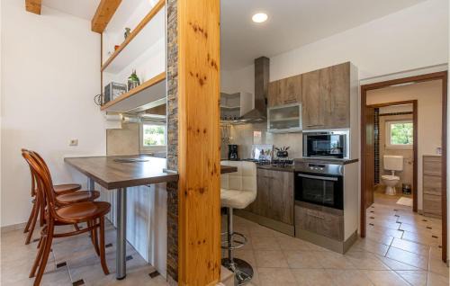 Kraljevica Casa | Beautiful Home In Smrika With Wifi