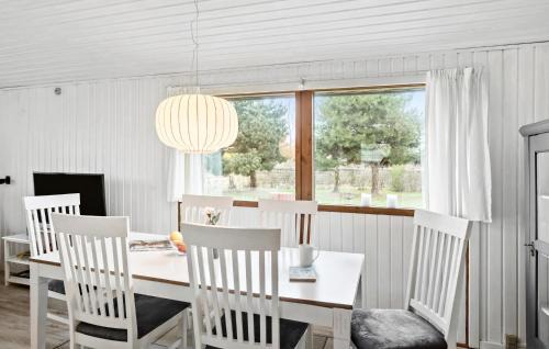 Stege Casa | Beautiful Home In Stege With Kitchen