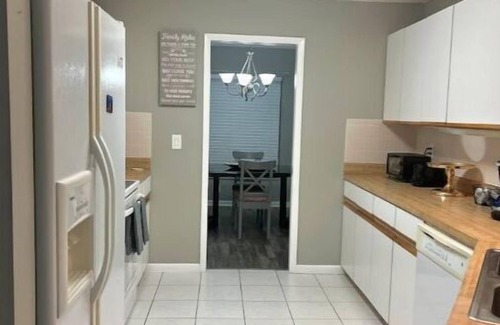 Sun 'N Lake Casa | Beautiful Home in Sun n Lake