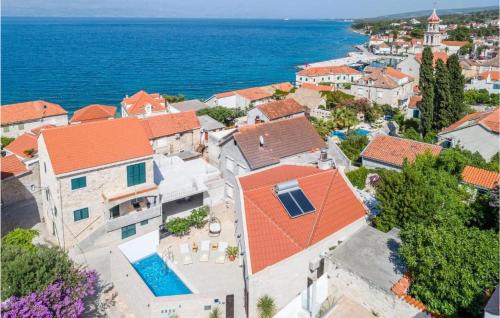 Sutivan Casa | Beautiful Home In Sutivan With Wifi