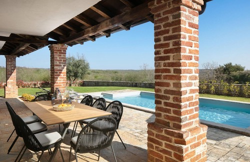 Sveti Lovrec Casa | Hermosa casa en Sv. Lovrec