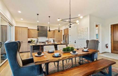 Lenoir Casa | Beautiful Home in the Blue Ridge Mountains