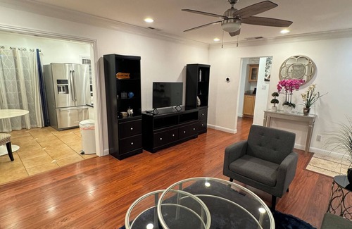 Campbell Casa | Hermosa Casa En Silicon Valley. ¡Buena ubicación!