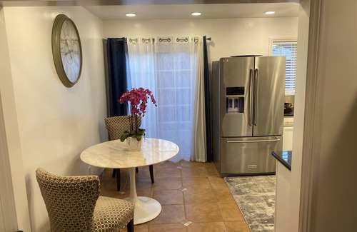 Campbell Casa | Hermosa Casa En Silicon Valley. ¡Buena ubicación!