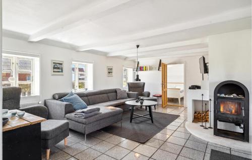 Thyboron Casa | Beautiful Home In Thyborøn With Sauna