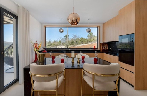 Trget Casa | Hermosa casa en Trget