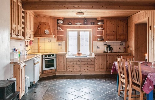 Tynset Casa | Hermosa casa en Tynset con cocina.