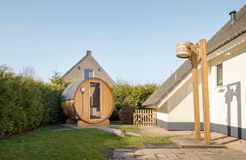 Tzummarum Casa | Beautiful Home In Tzummarum With 3 Bedrooms, Wifi And Outdoor Swimming Pool