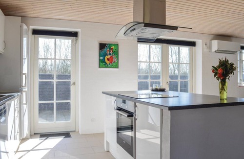 Øby Casa | Preciosa casa en Ulfborg con cocina