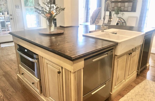 Greensboro Casa | Hermosa casa en exclusivo barrio tranquilo