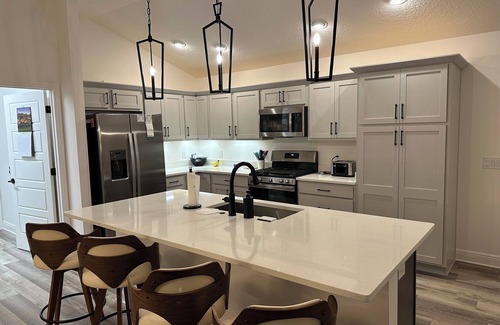 Okahumpka Casa | Beautiful Home in The Village FL near Sawgrass Grove.