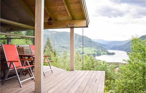 Myrkdalen Casa | Beautiful Home In Vossestrand With Wifi