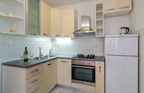 Zastrazisce Casa | Bonita casa en Zastrazisce con cocina