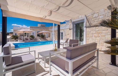 Zdrelac Casa | Hermosa casa en Zdrelac con sauna