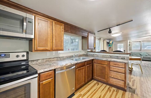 Griffin Heights Casa | Beautiful Home Near FSU, FAMU, TCC, Capitol