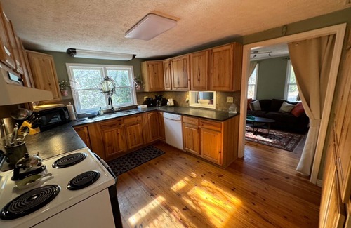 Hendersonville Casa | Beautiful home on private waterfall just minutes to downtown Asheville.