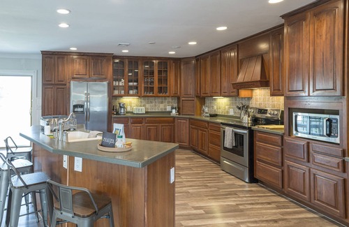 Monroe Bridge Casa | Beautiful Home on 22 Acres w/Ponds Near Mt. Snow