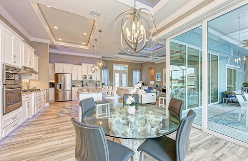 Punta Gorda Casa | Beautiful home on the canal. You can watch the manatees!