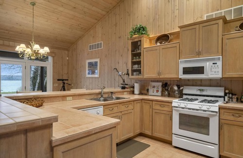 Walloon Lake Casa | Beautiful Home on Walloon Lake - Private Frontage and Expansive Yard!