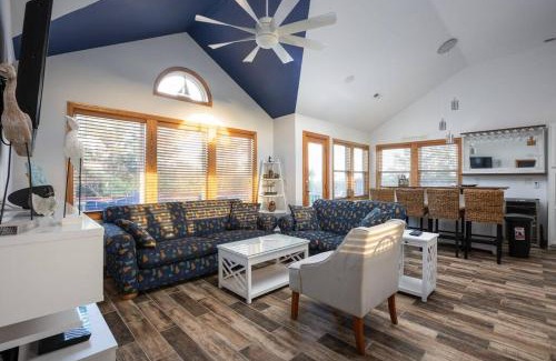 Ocean Sands Casa | Beautiful Home - Short Walk to Beach with Private Pool