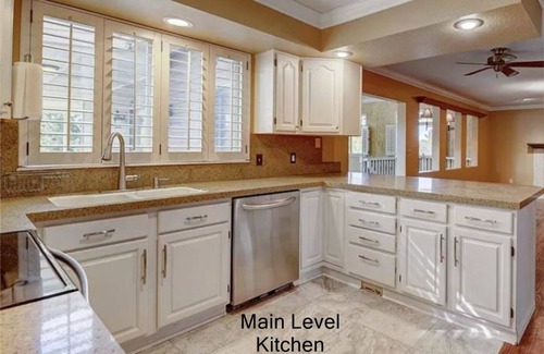 Colorado Springs Casa | Beautiful Home w/Bdrm on main level, Mountain View & close to Air Force Academy